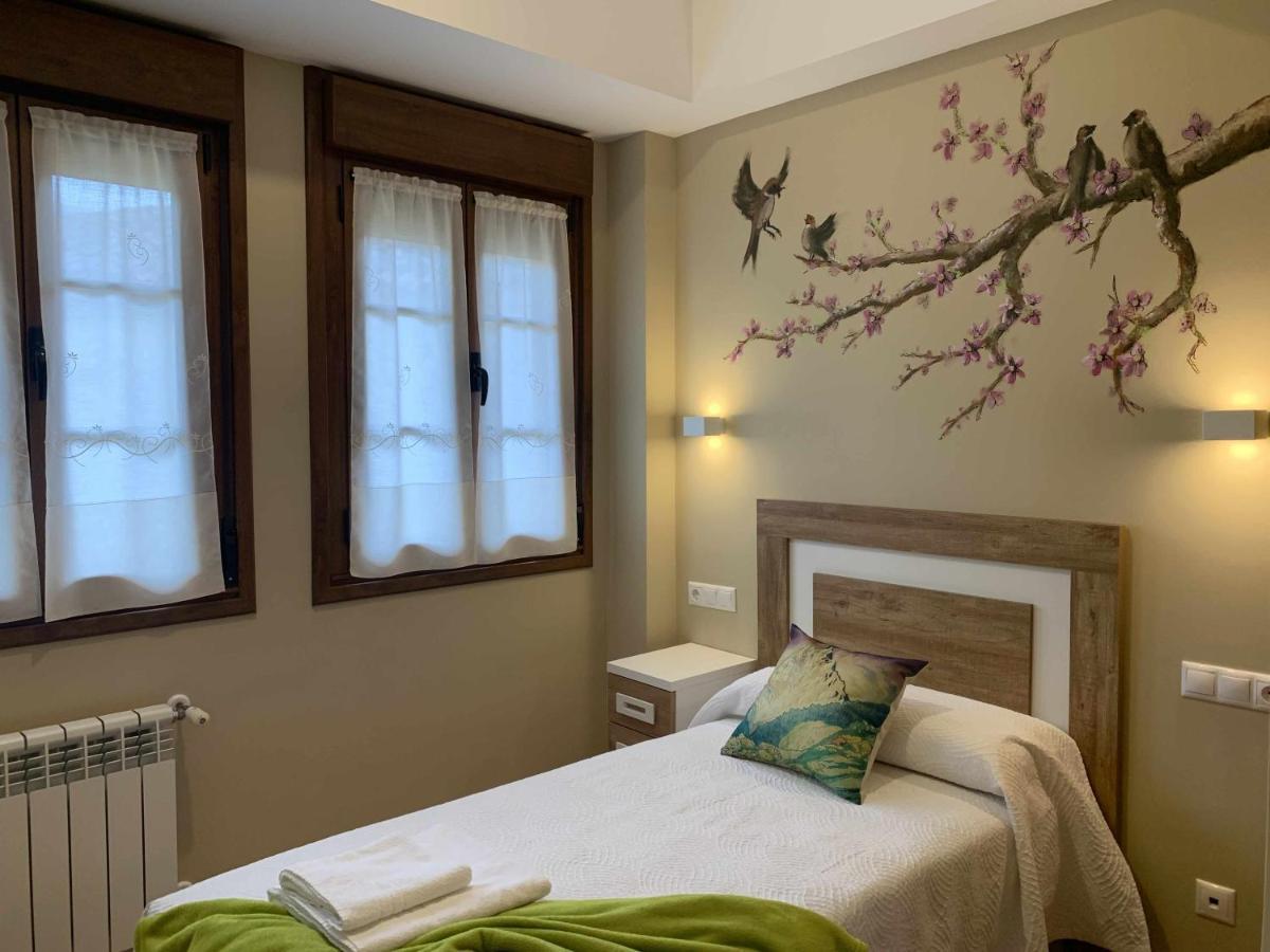 Cumbres De Los Picos Apartamento La Yedra Poo  エクステリア 写真