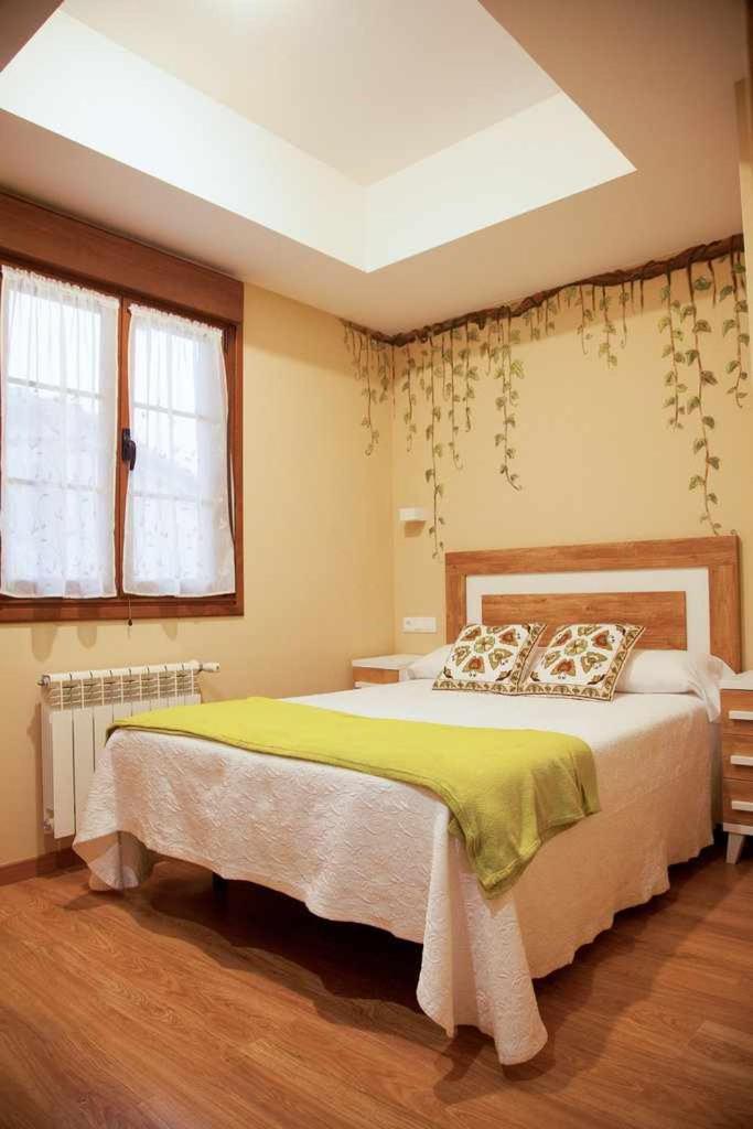 Cumbres De Los Picos Apartamento La Yedra Poo  エクステリア 写真